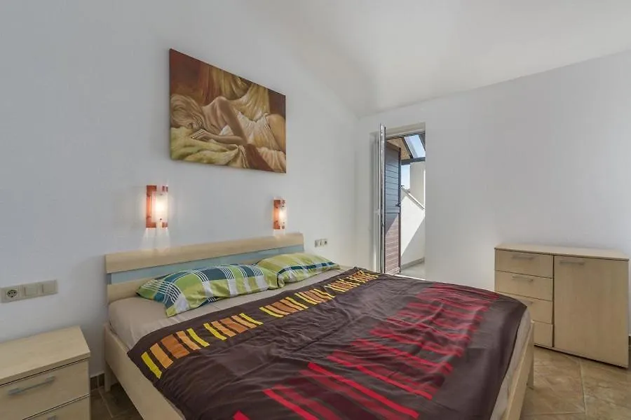 Holiday Home Rosie Novigrad  Villa Novigrad (Istria)