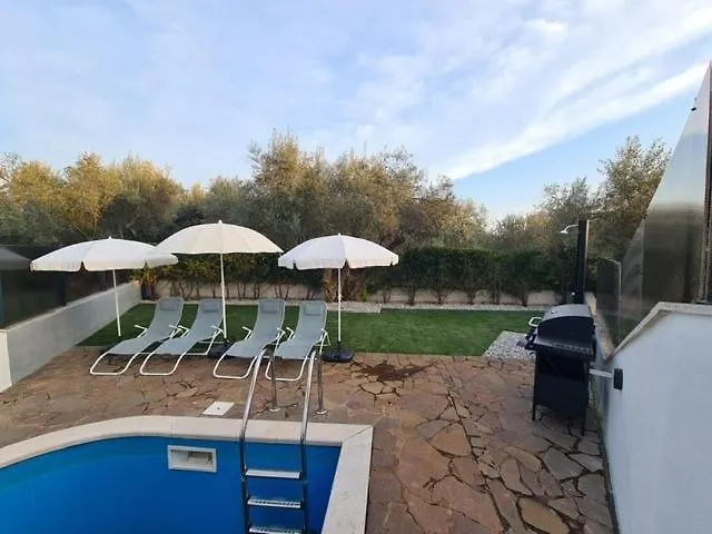 Holiday Home Rosie Novigrad