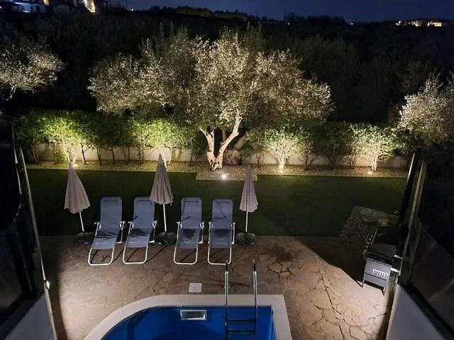 Holiday Home Rosie Novigrad